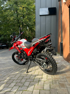Мотоцикл 300 ENDURO SHIFT красный ПТС фото 6 Мотоцикл 300 ENDURO SHIFT красный ПТС фото 6