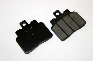 Колодки тормозные 806A-080270-1000 пара Колодки тормозные 806A-080270-1000 пара